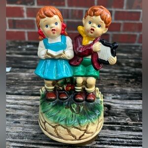 Vintage Star Creation Rotating Music Box Boy Girl Singing Harp Somewhere My Love